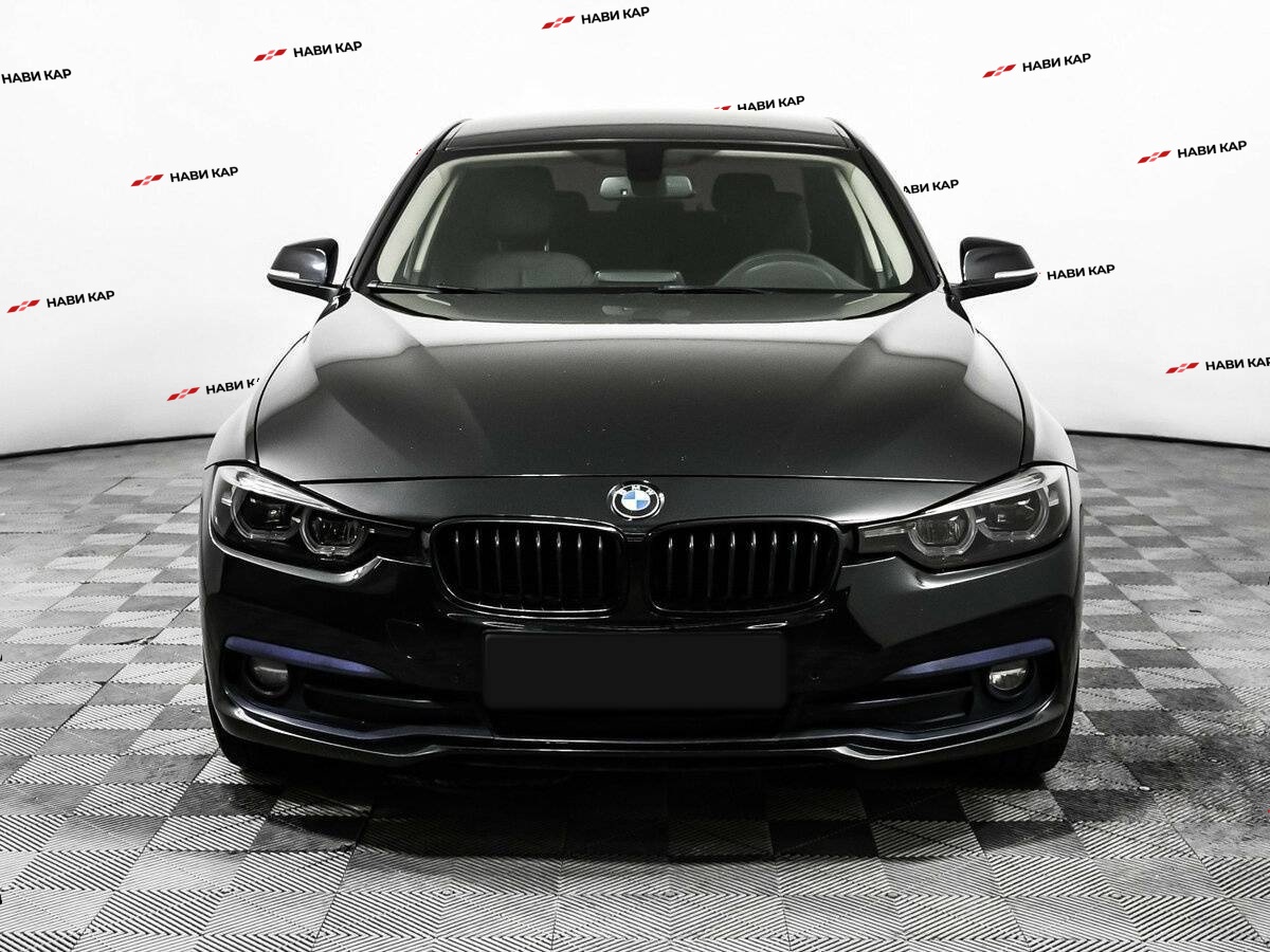 BMW 3 серии с пробегом — 2017 год. Фото: #1