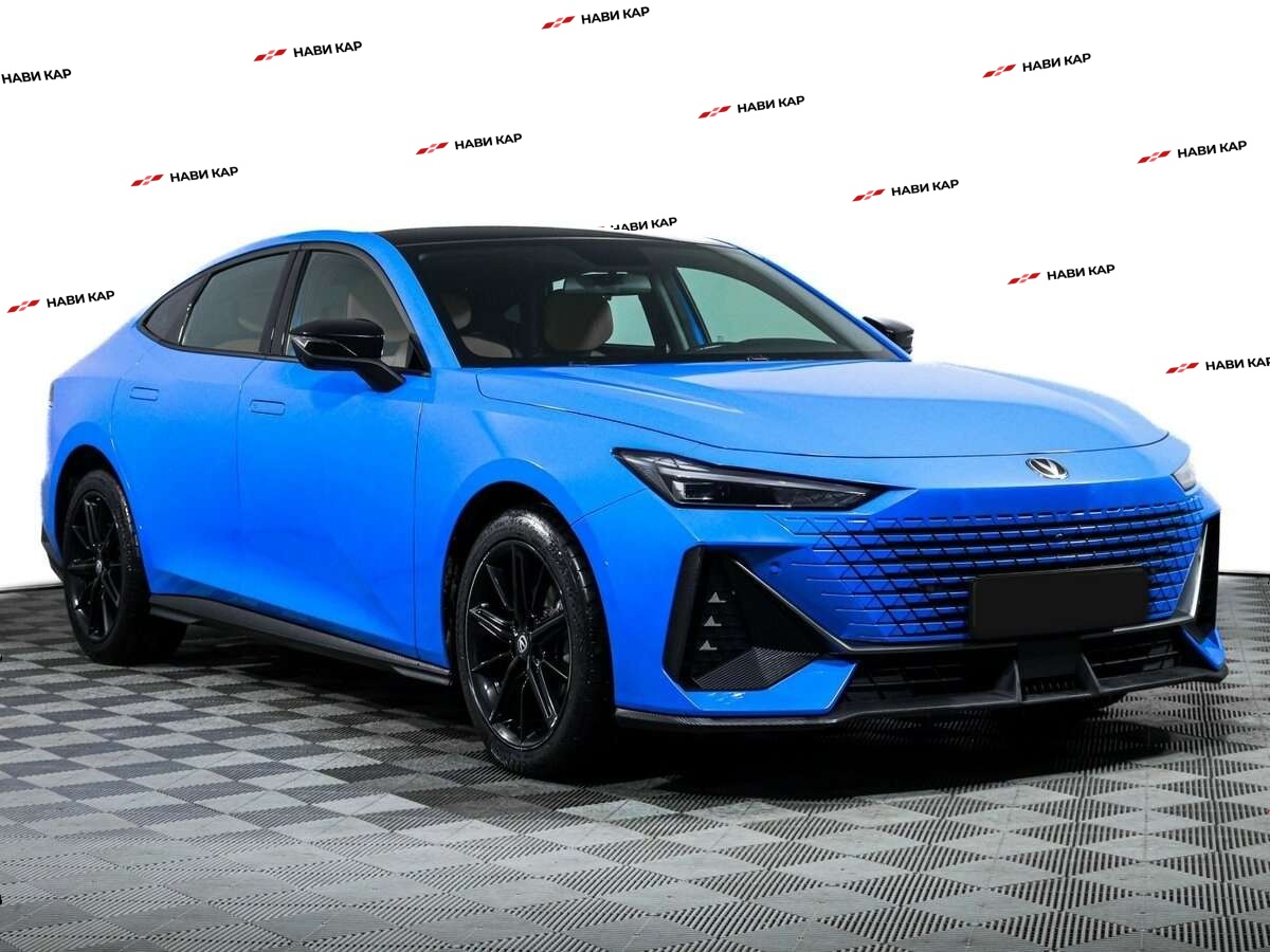 Changan UNI-V с пробегом — 2022 год. Фото: #2