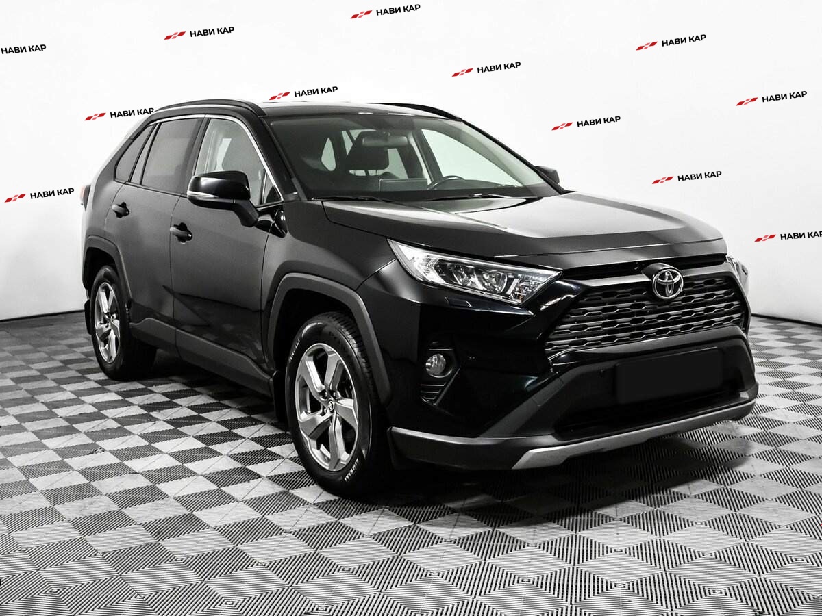 Toyota RAV4 с пробегом — 2020 год. Фото: #2