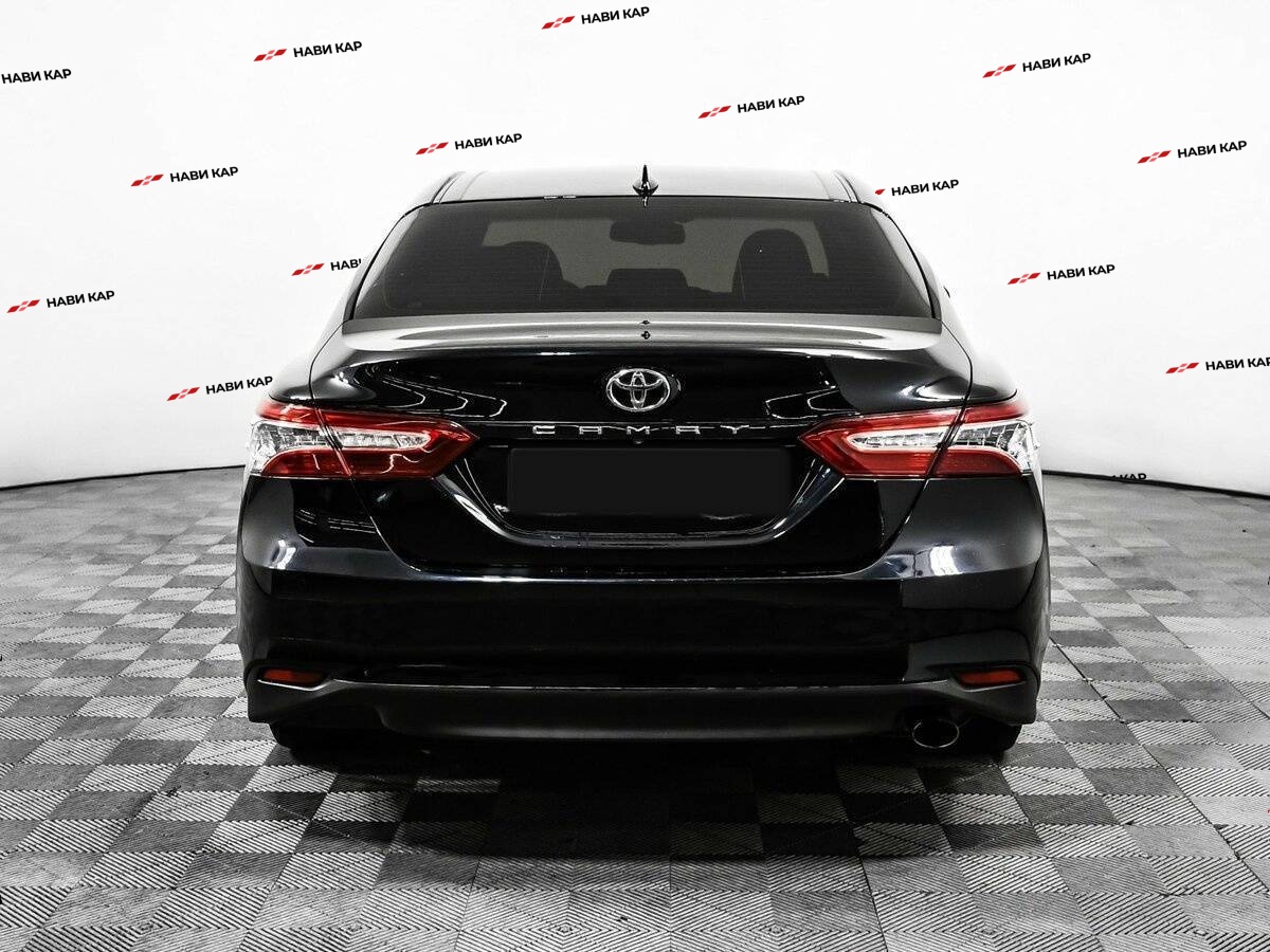 Toyota Camry с пробегом — 2019 год. Фото: #5