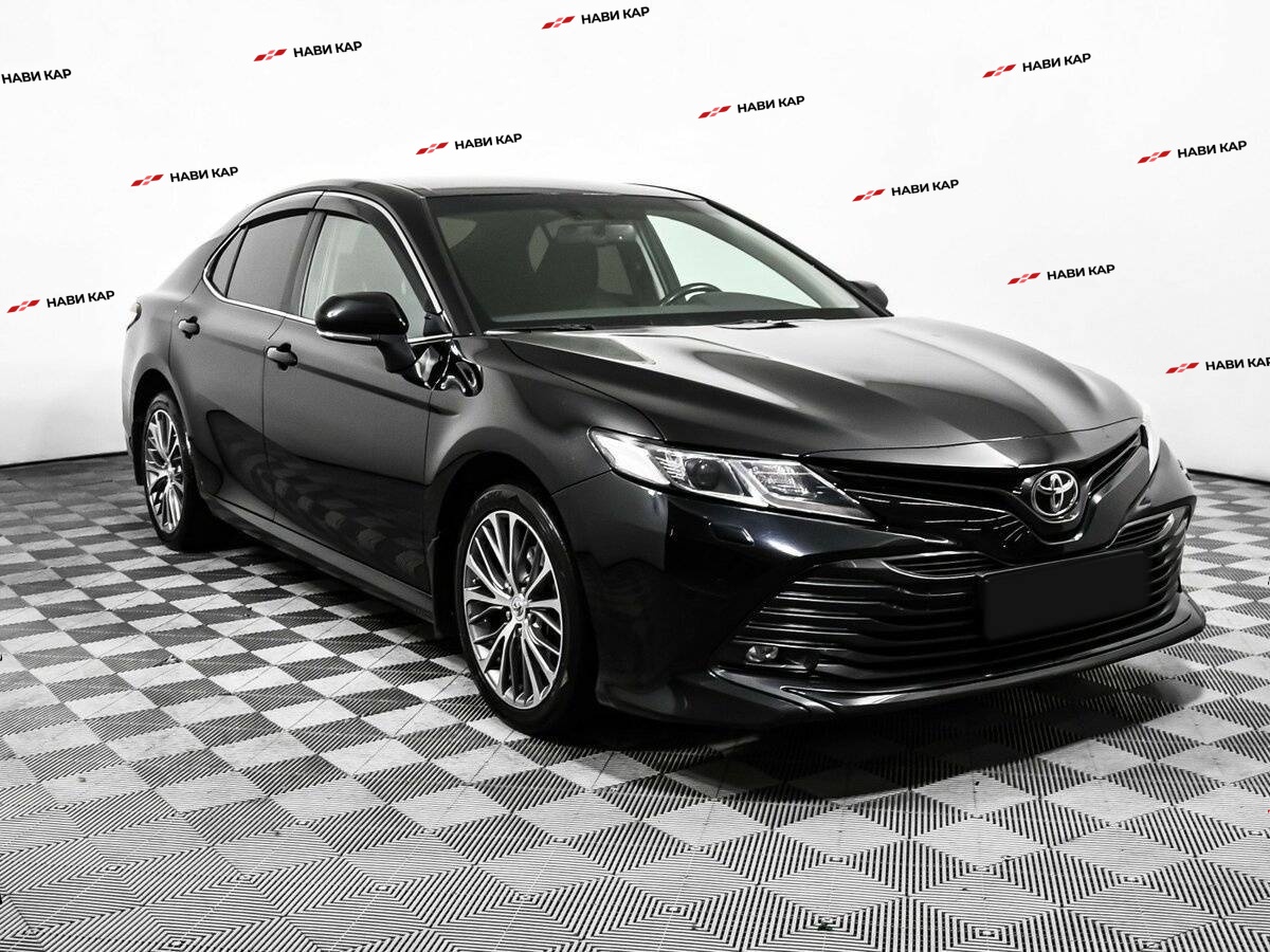 Toyota Camry с пробегом — 2019 год. Фото: #2