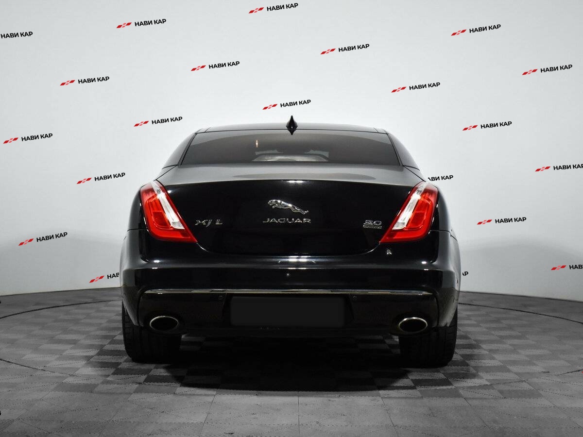 Jaguar XJ с пробегом — 2016 год. Фото: #5