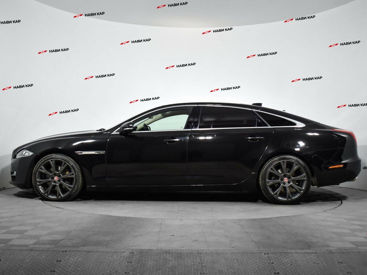 Jaguar XJ с пробегом — 2016 год. Фото: #7