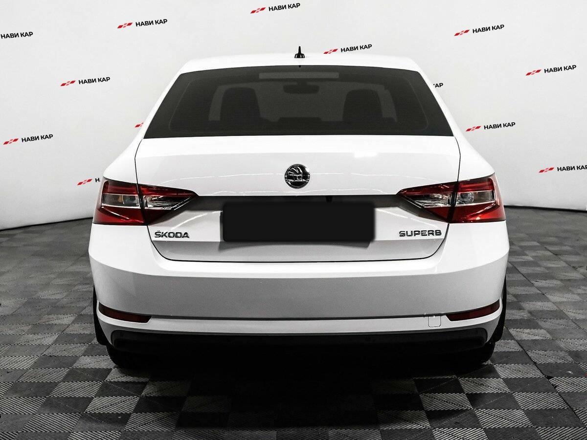 Skoda Superb с пробегом — 2016 год. Фото: #5