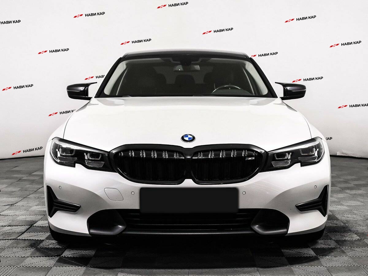 BMW 3 серии с пробегом — 2019 год. Фото: #1