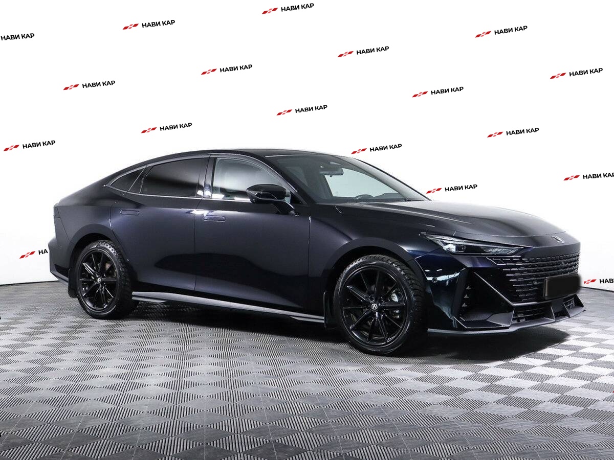 Changan UNI-V с пробегом — 2023 год. Фото: #2