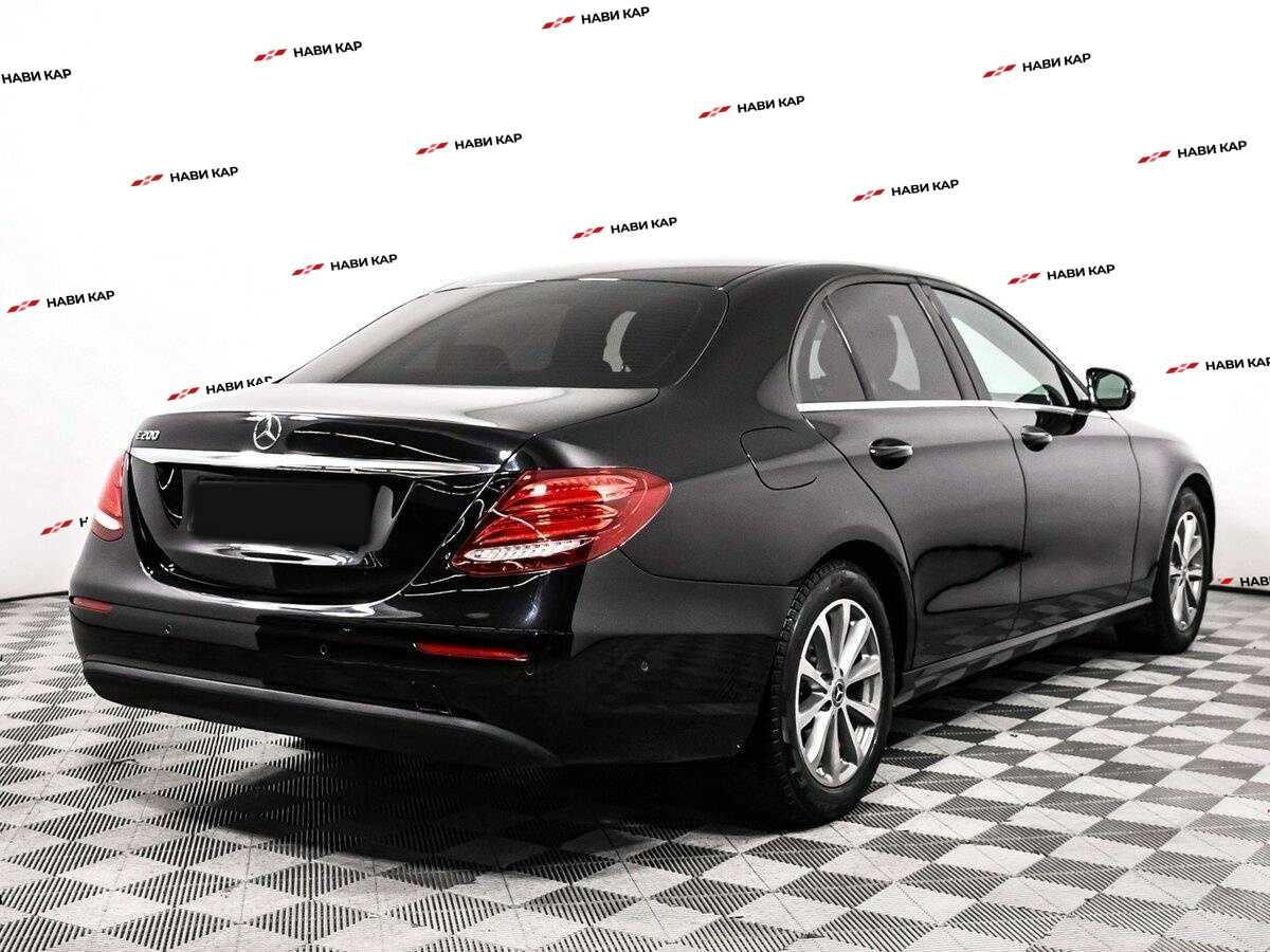 Mercedes-Benz E-Класс с пробегом — 2017 год. Фото: #4