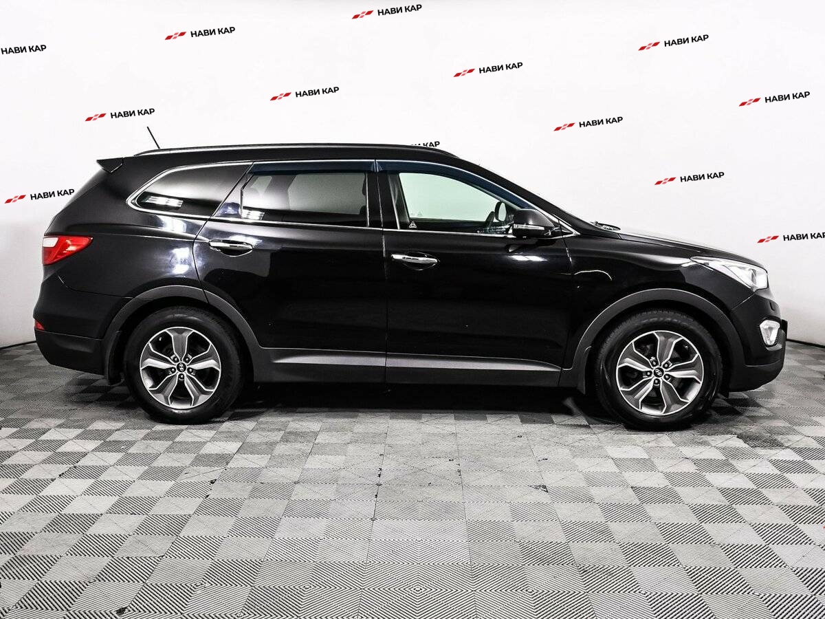 Hyundai Santa Fe с пробегом — 2014 год. Фото: #3