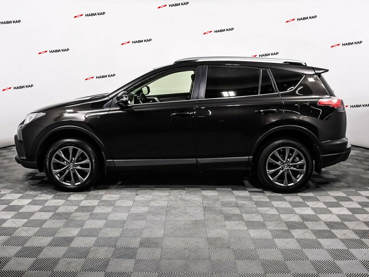 Toyota RAV4 с пробегом — 2015 год. Фото: #7