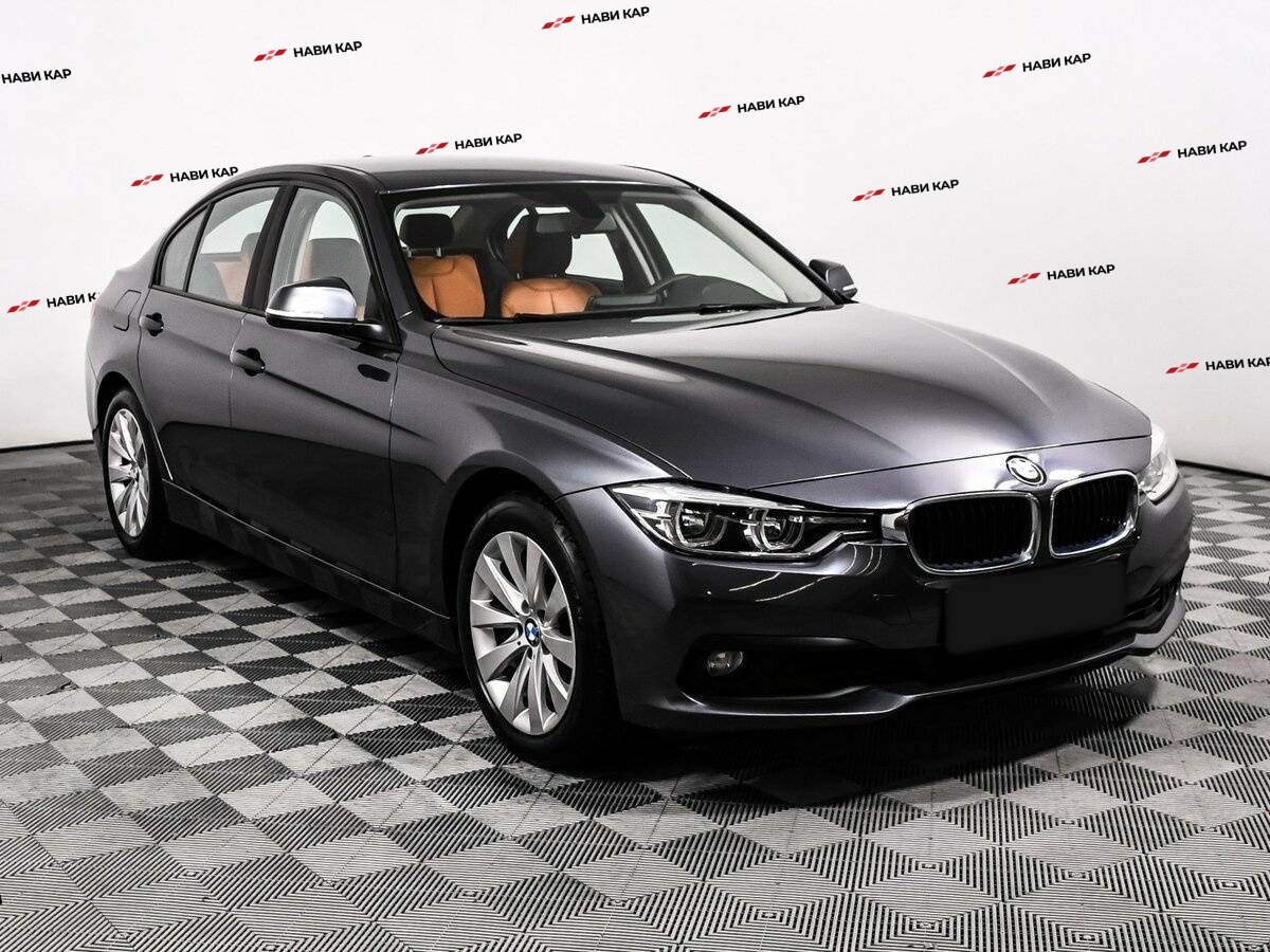 BMW 3 серии с пробегом — 2017 год. Фото: #2