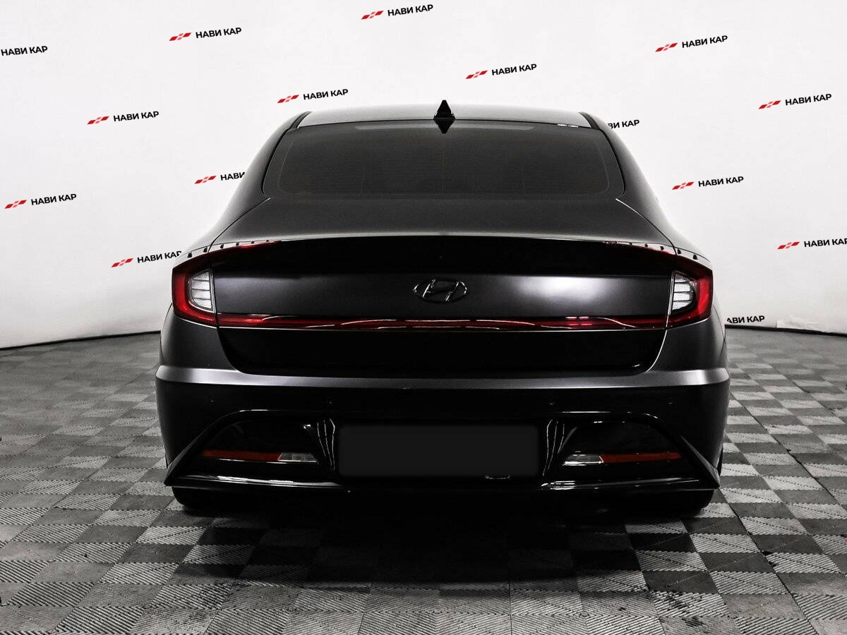 Hyundai Sonata с пробегом — 2021 год. Фото: #5