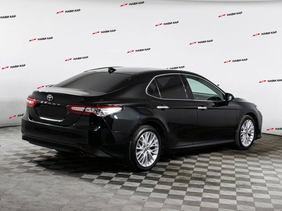 Toyota Camry с пробегом — 2020 год. Фото: #4