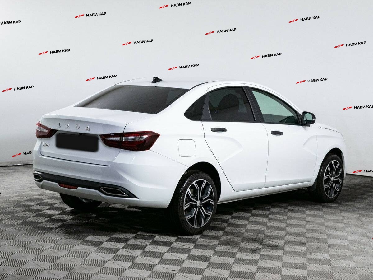 Lada (ВАЗ) Vesta с пробегом — 2024 год. Фото: #3