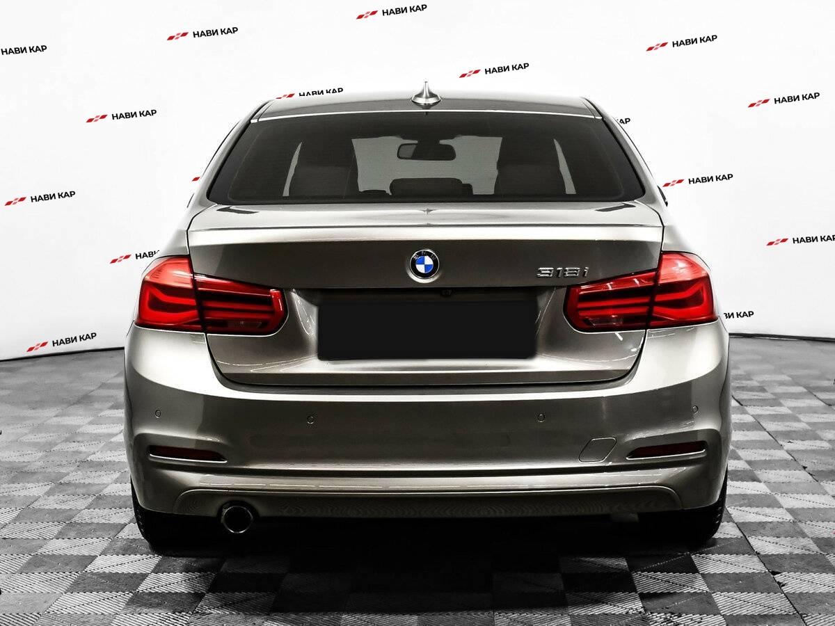 BMW 3 серии с пробегом — 2015 год. Фото: #5