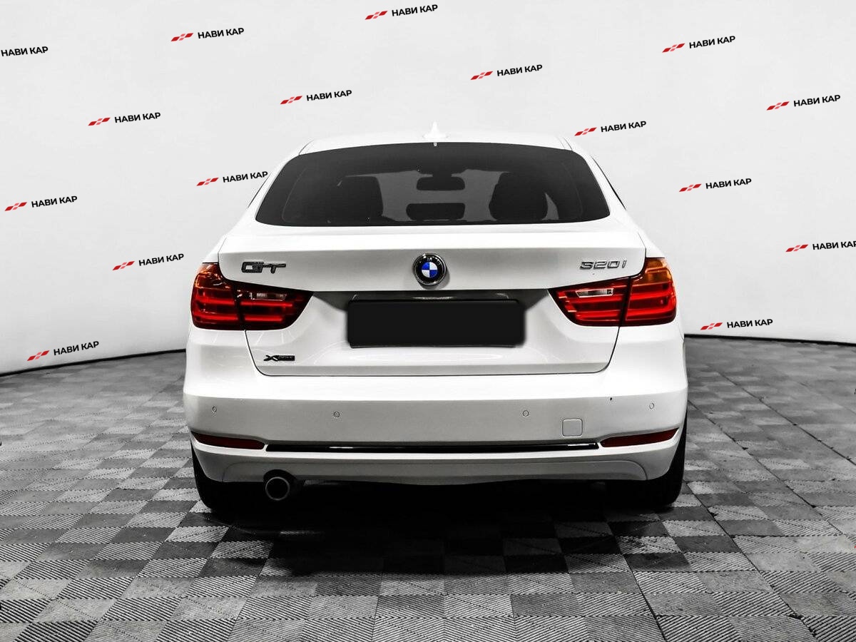 BMW 3 серии с пробегом — 2015 год. Фото: #5