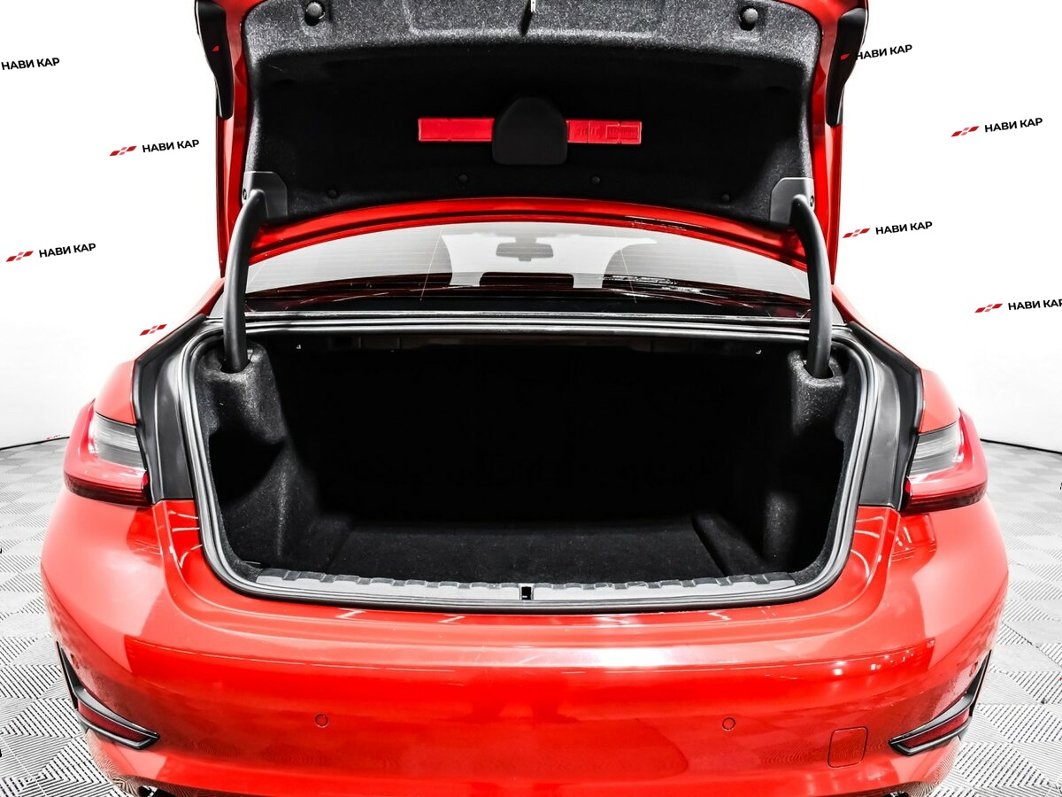 BMW 3 серии с пробегом — 2019 год. Фото: #11