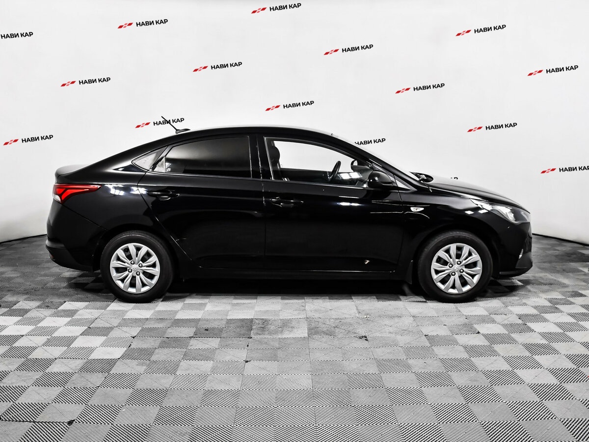 Hyundai Solaris с пробегом — 2021 год. Фото: #3