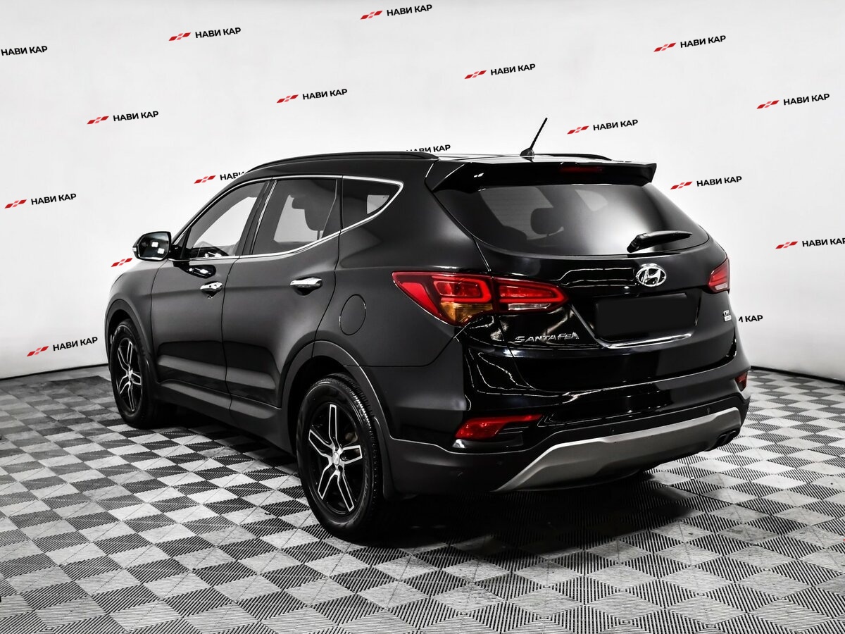 Hyundai Santa Fe с пробегом — 2017 год. Фото: #6