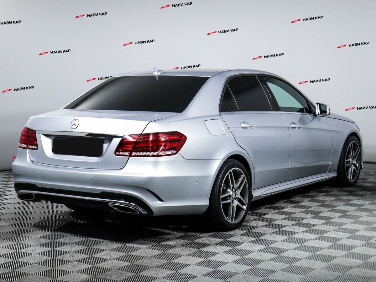 Mercedes-Benz E-Класс с пробегом — 2015 год. Фото: #3