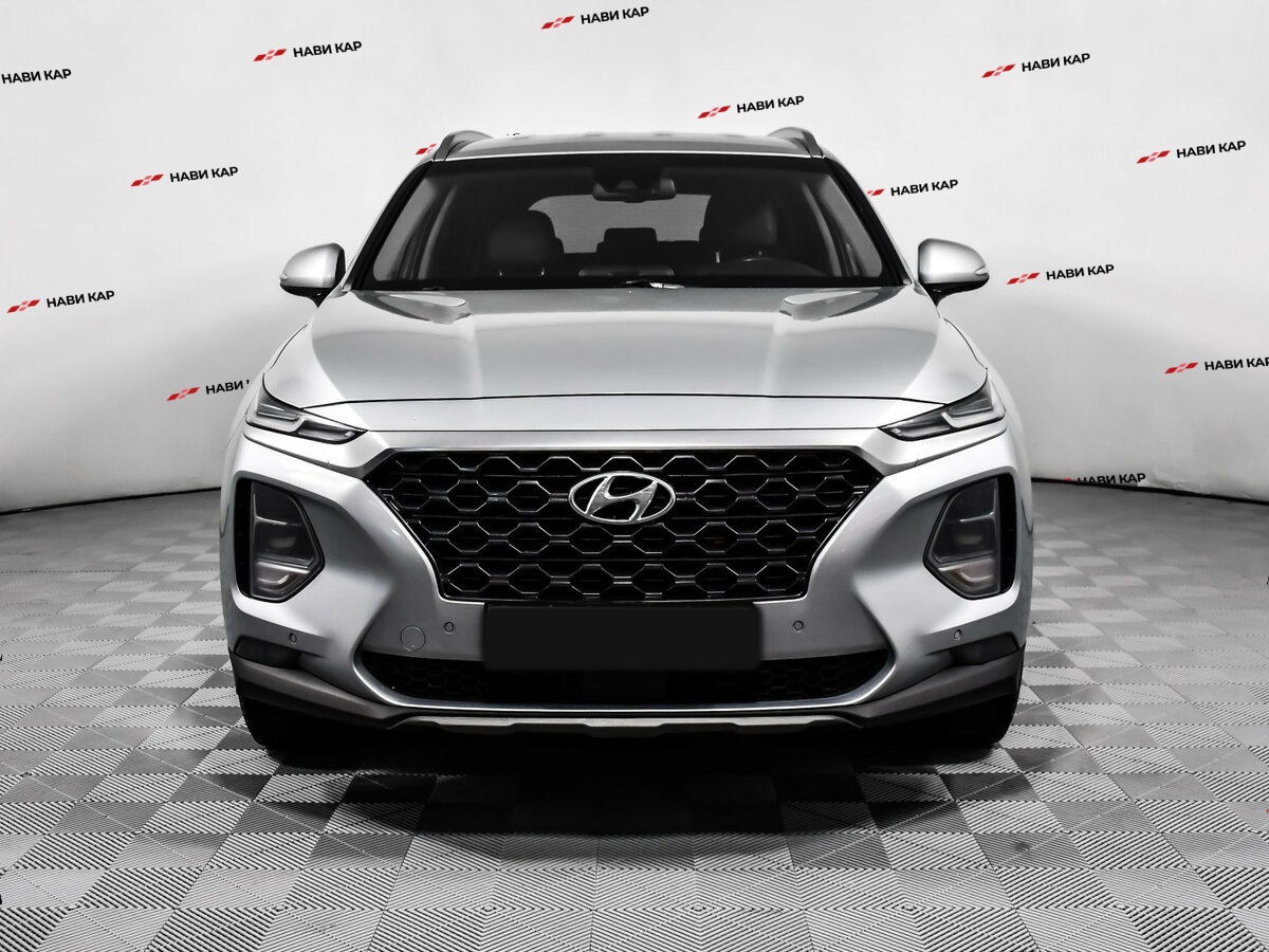 Hyundai Santa Fe с пробегом — 2018 год. Фото: #1