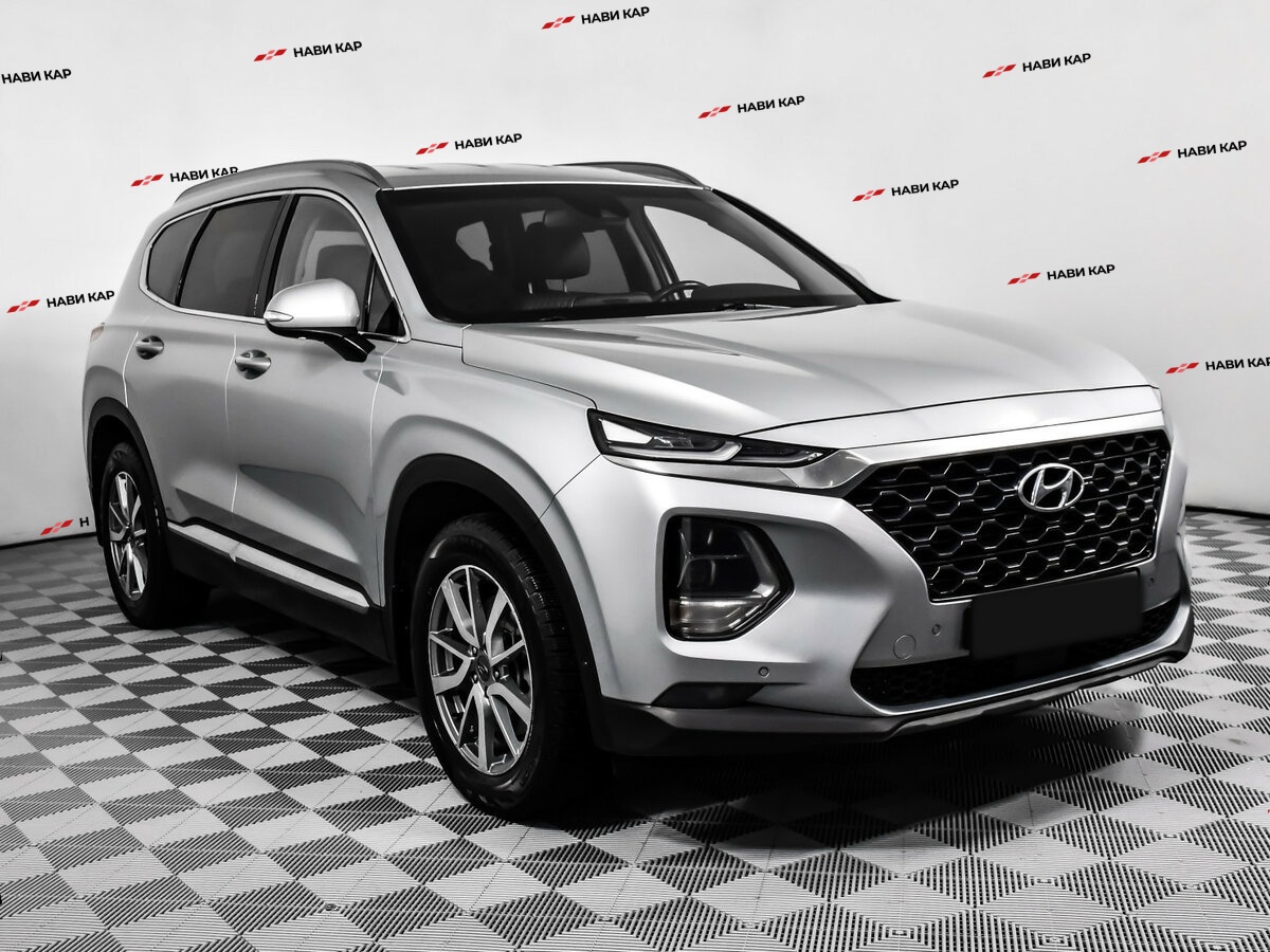 Hyundai Santa Fe с пробегом — 2018 год. Фото: #2