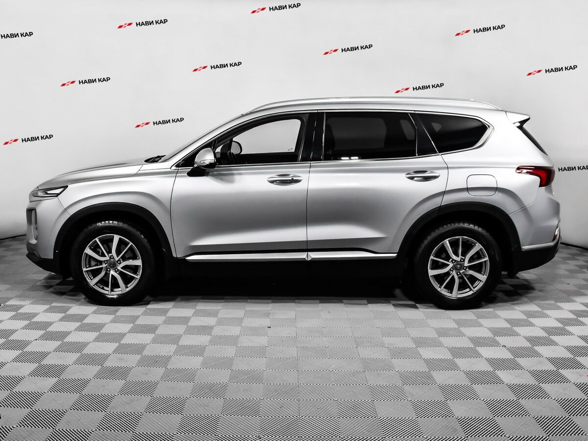 Hyundai Santa Fe с пробегом — 2018 год. Фото: #7
