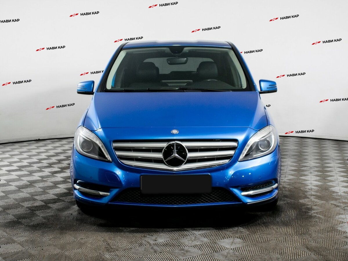 Mercedes-Benz B-Класс с пробегом — 2014 год. Фото: #1
