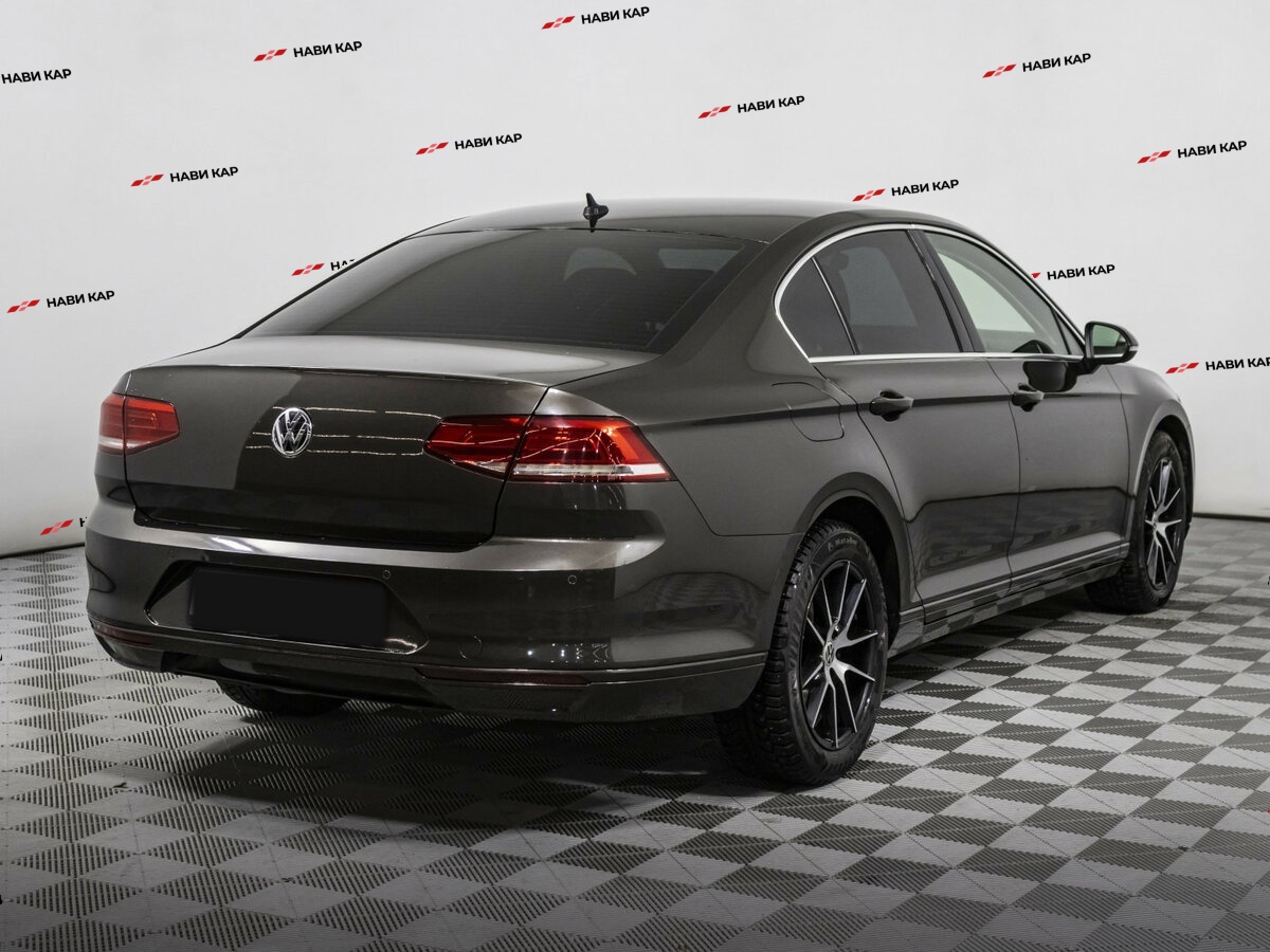 Volkswagen Passat с пробегом — 2017 год. Фото: #3