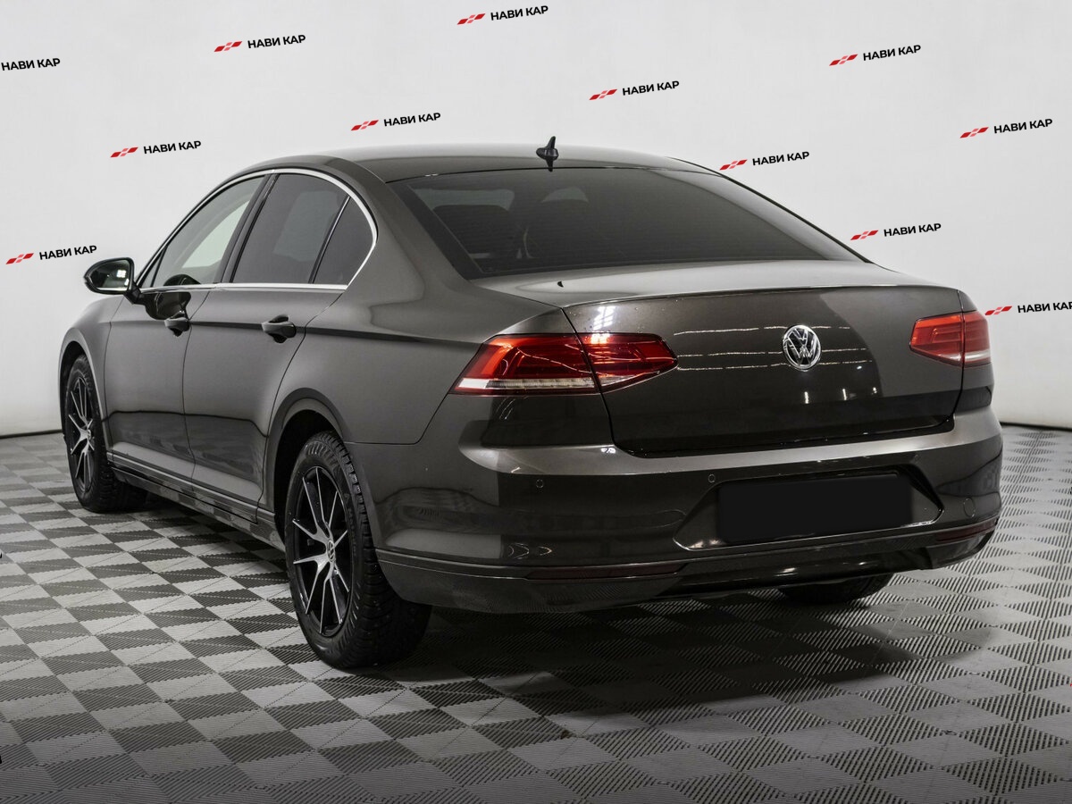 Volkswagen Passat с пробегом — 2017 год. Фото: #5