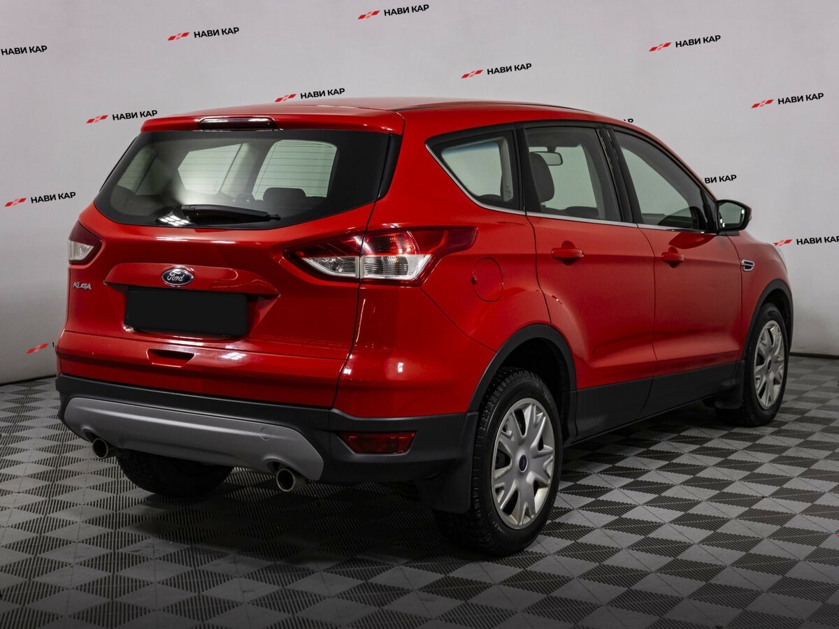 Ford Kuga с пробегом — 2015 год. Фото: #4