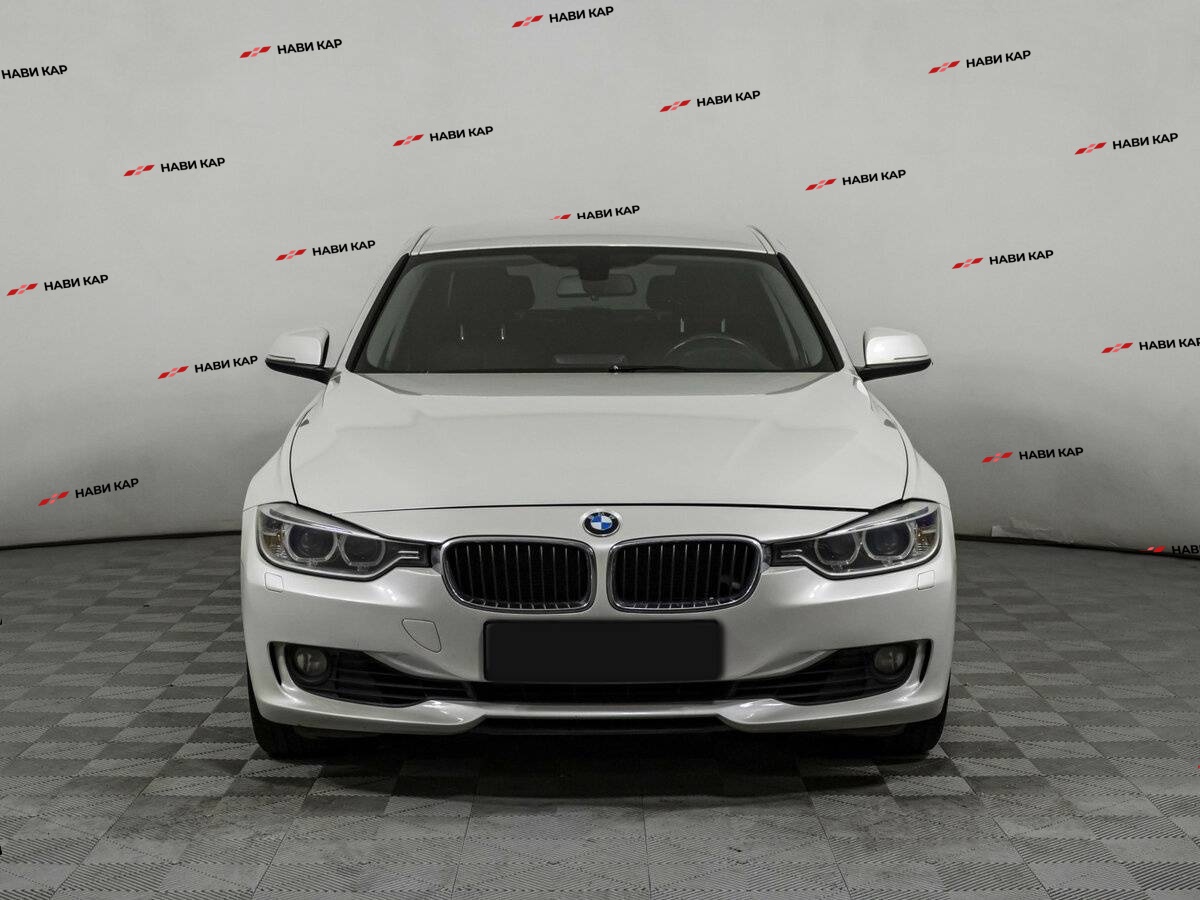 BMW 3 серии с пробегом — 2014 год. Фото: #1