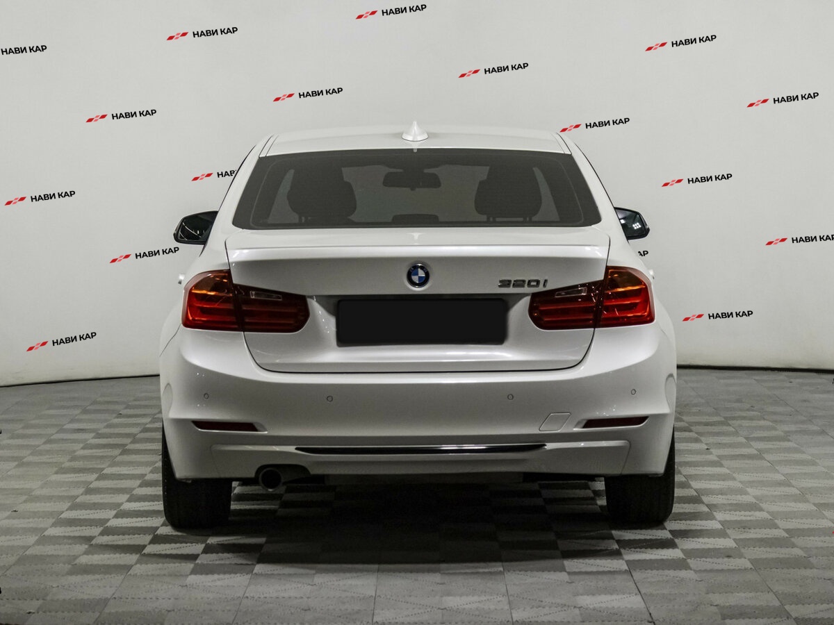 BMW 3 серии с пробегом — 2014 год. Фото: #3