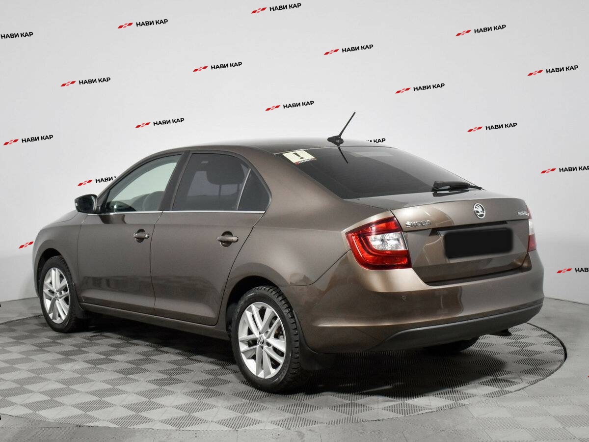 Skoda Rapid с пробегом — 2018 год. Фото: #6