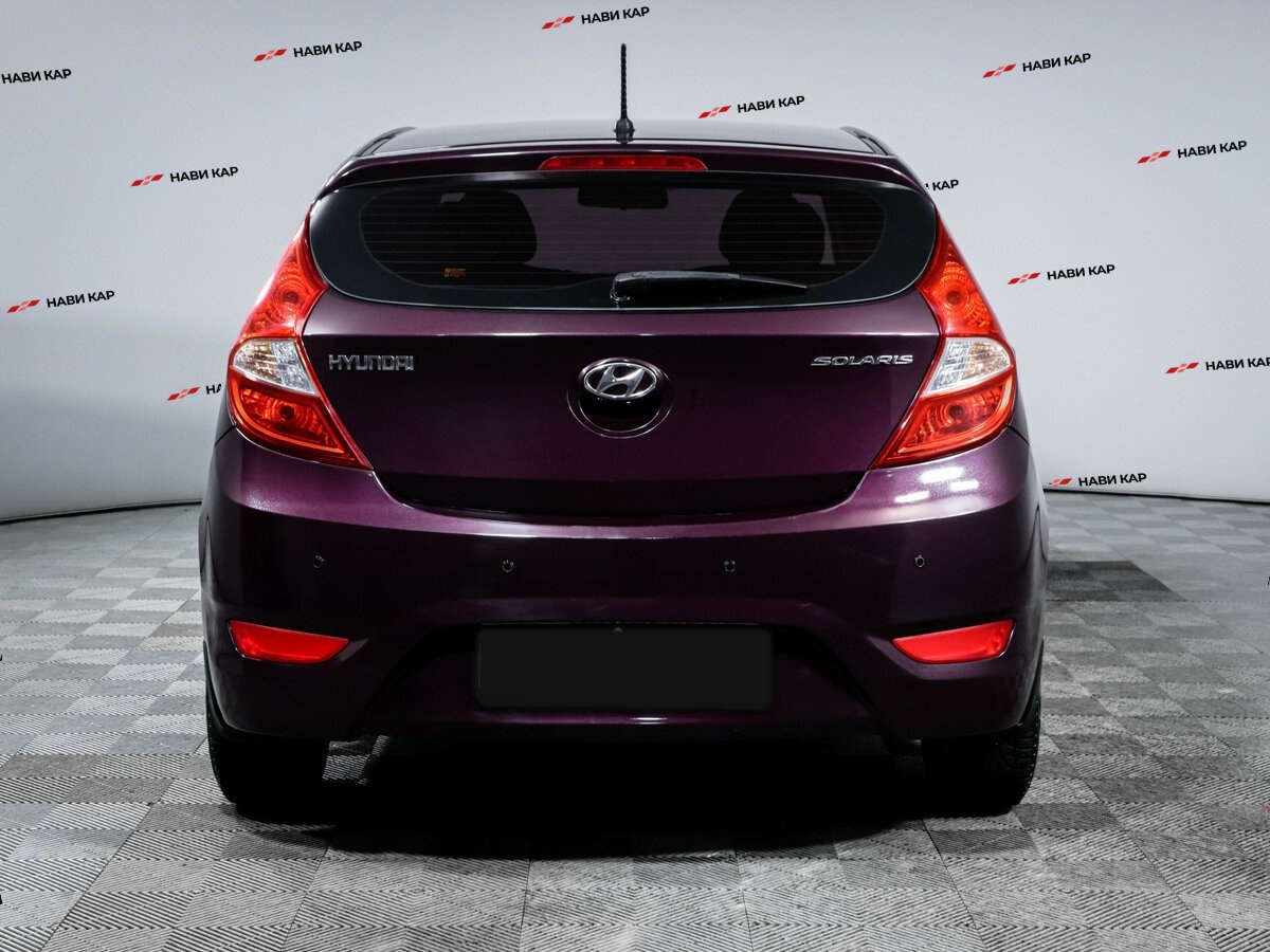 Hyundai Solaris с пробегом — 2013 год. Фото: #4