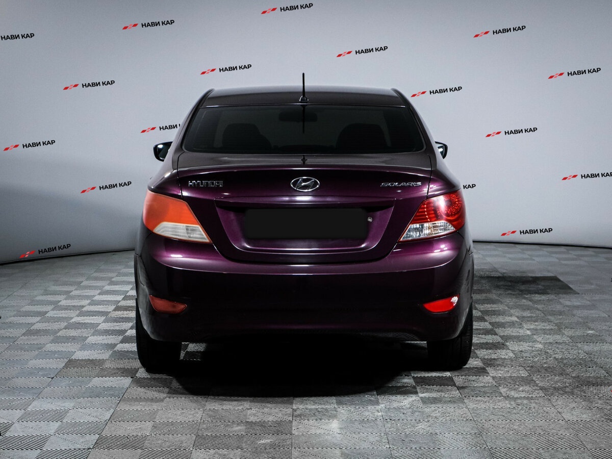 Hyundai Solaris с пробегом — 2013 год. Фото: #4