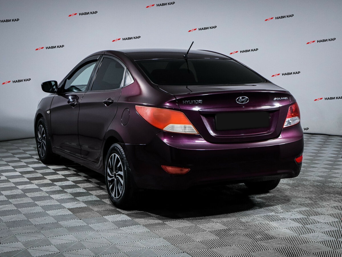 Hyundai Solaris с пробегом — 2013 год. Фото: #5