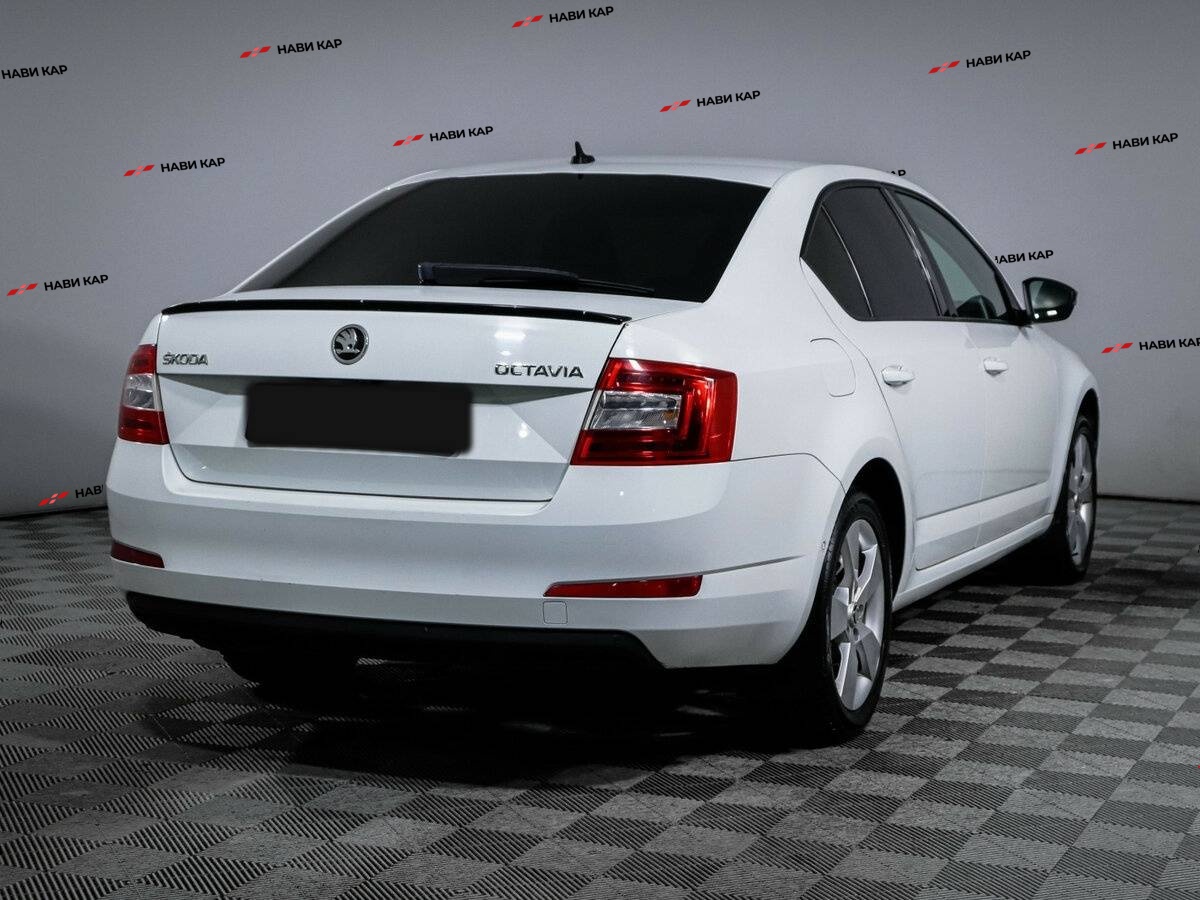 Skoda Octavia с пробегом — 2015 год. Фото: #3