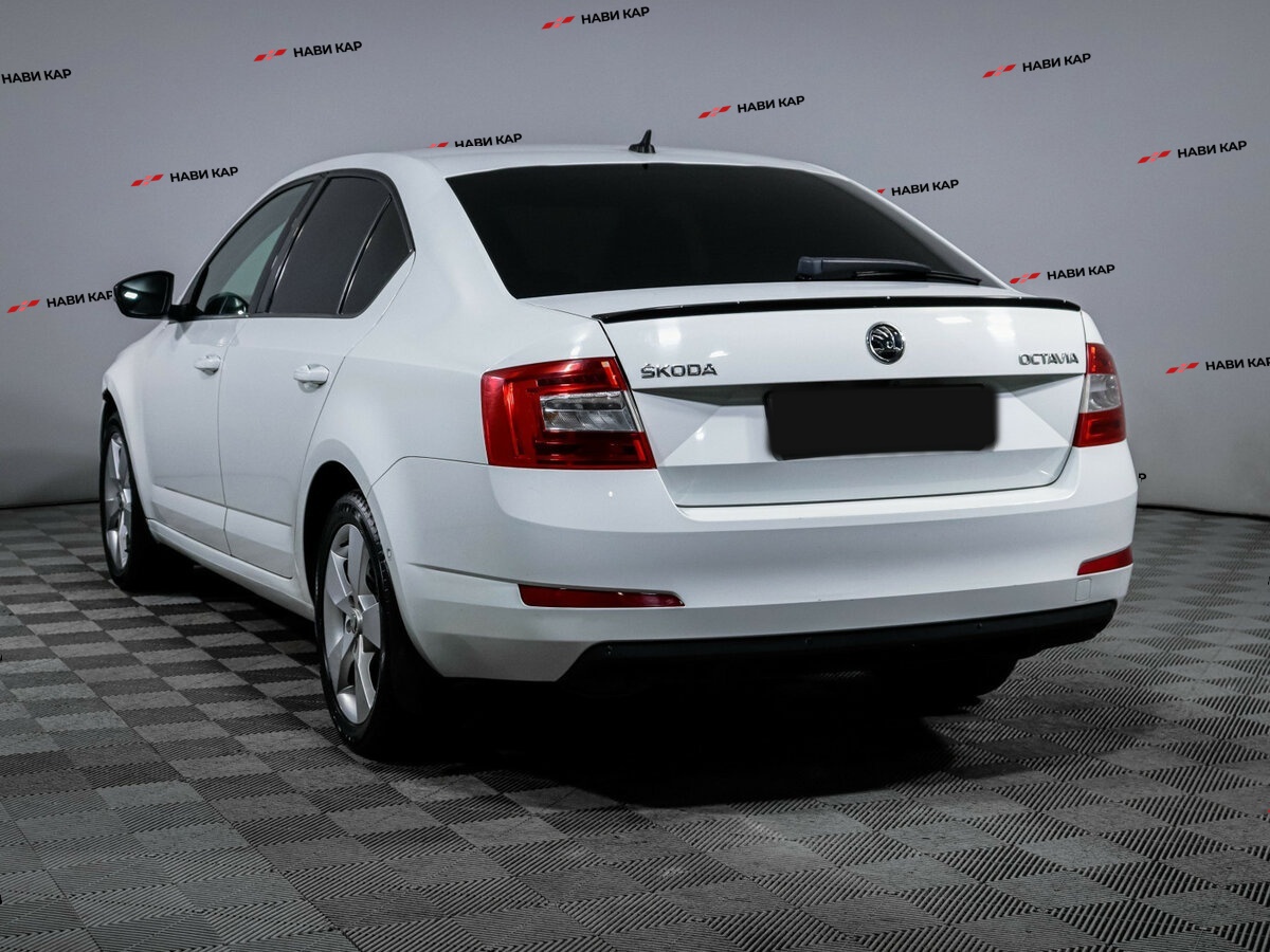 Skoda Octavia с пробегом — 2015 год. Фото: #5