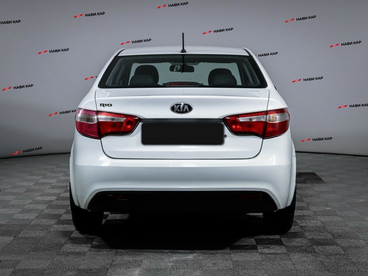 Kia Rio с пробегом — 2014 год. Фото: #4