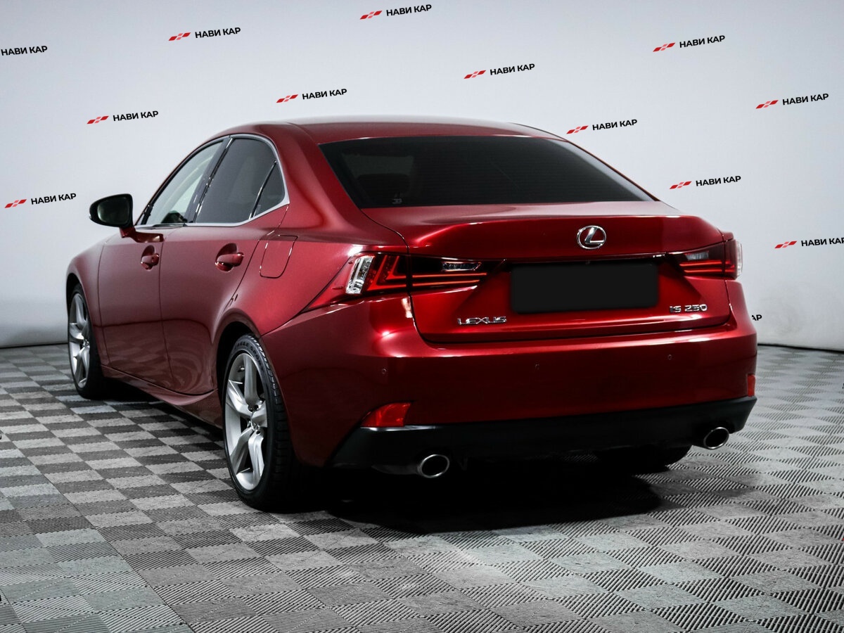 Lexus IS с пробегом — 2013 год. Фото: #5