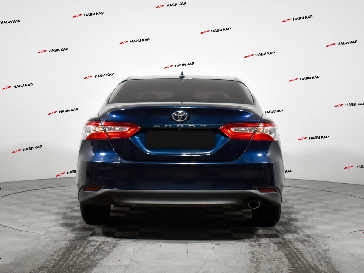 Toyota Camry с пробегом — 2018 год. Фото: #4