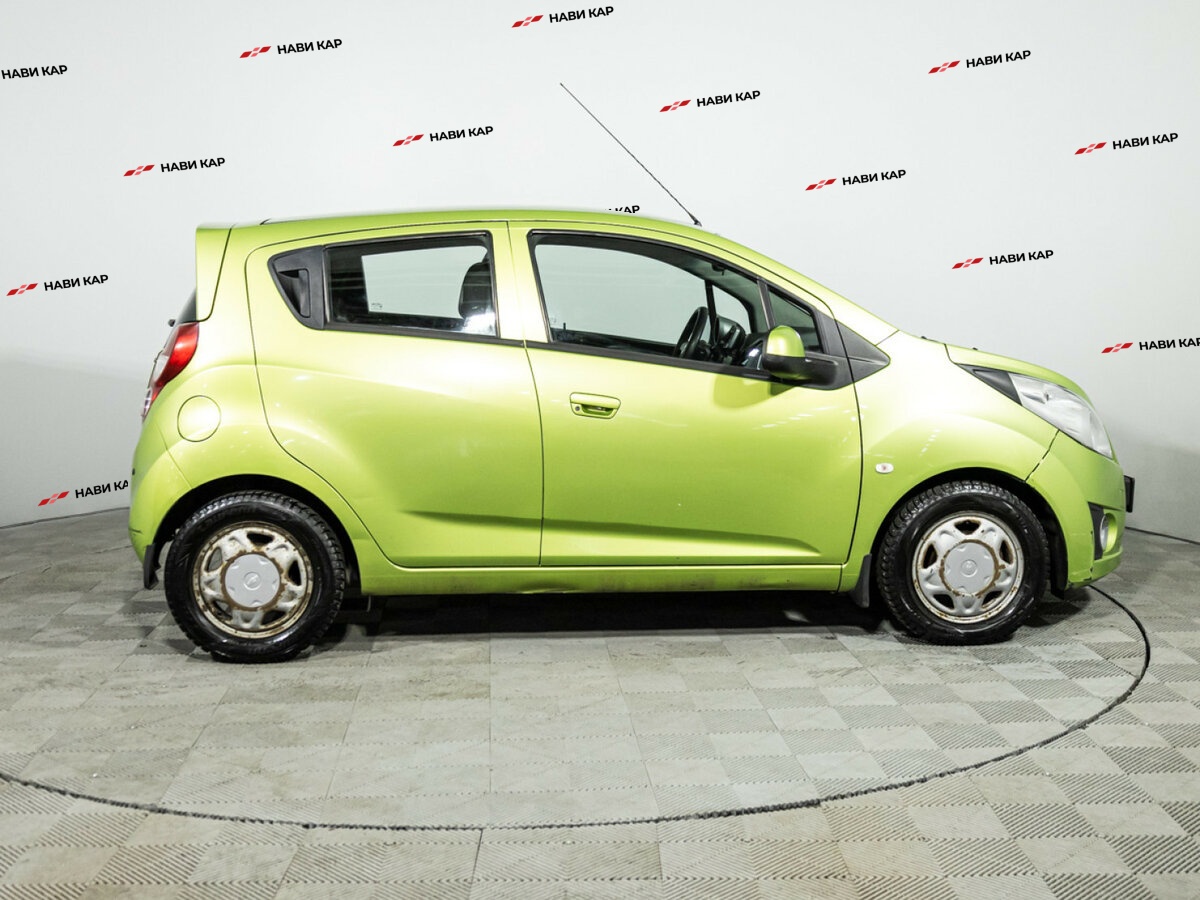 Chevrolet Spark с пробегом — 2012 год. Фото: #3