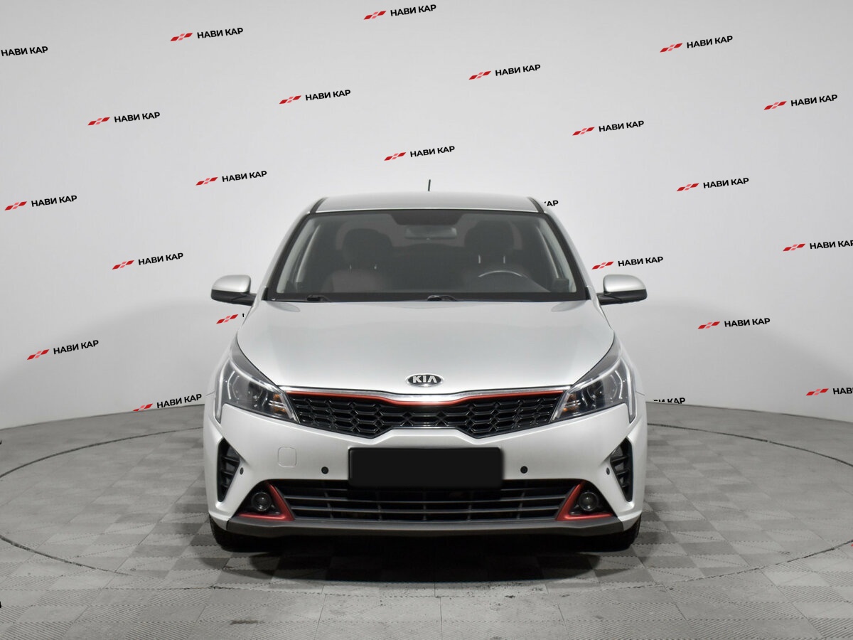 Kia Rio с пробегом — 2020 год. Фото: #1