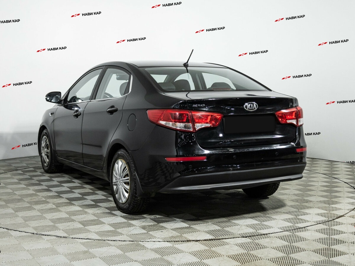 Kia Rio с пробегом — 2016 год. Фото: #6