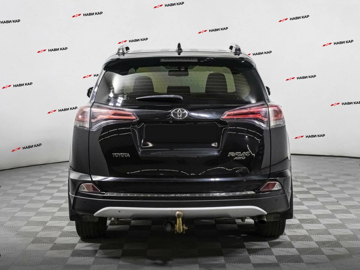Toyota RAV4 с пробегом — 2015 год. Фото: #5