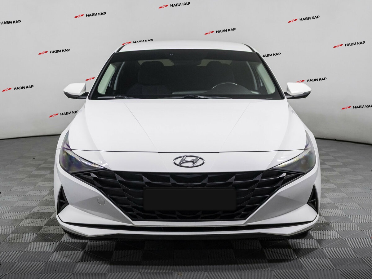 Hyundai Elantra с пробегом — 2021 год. Фото: #1