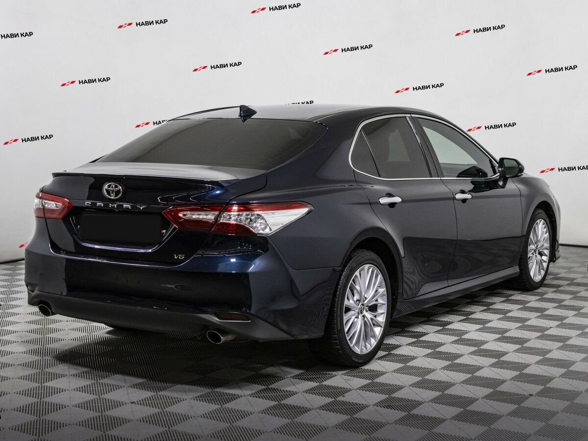 Toyota Camry с пробегом — 2018 год. Фото: #3