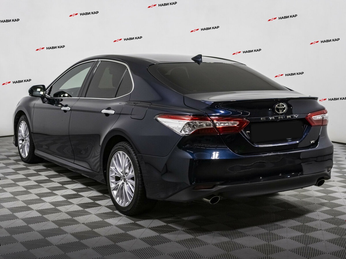 Toyota Camry с пробегом — 2018 год. Фото: #5
