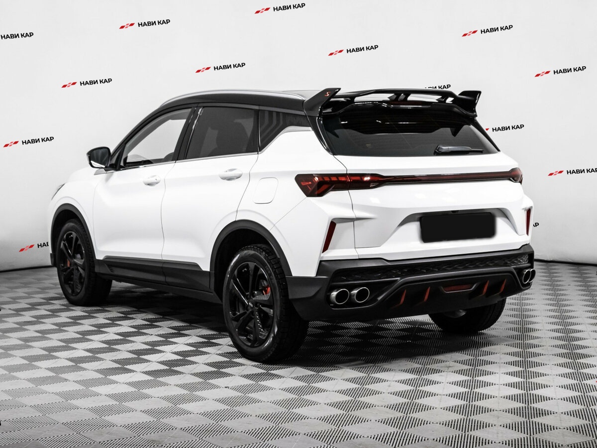 Geely Coolray с пробегом — 2023 год. Фото: #5