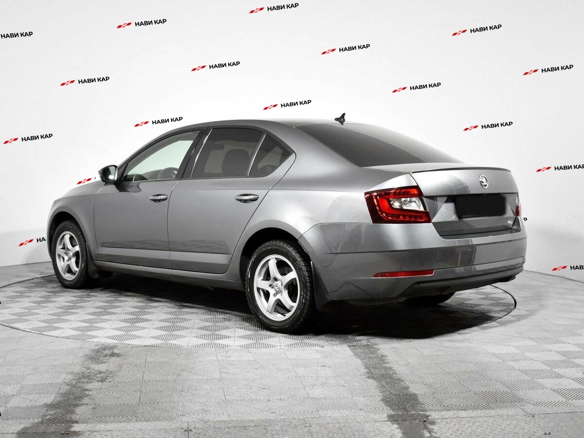 Skoda Octavia с пробегом — 2020 год. Фото: #6